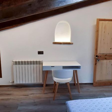 Niu De Queralt Apartment Vic Luaran gambar