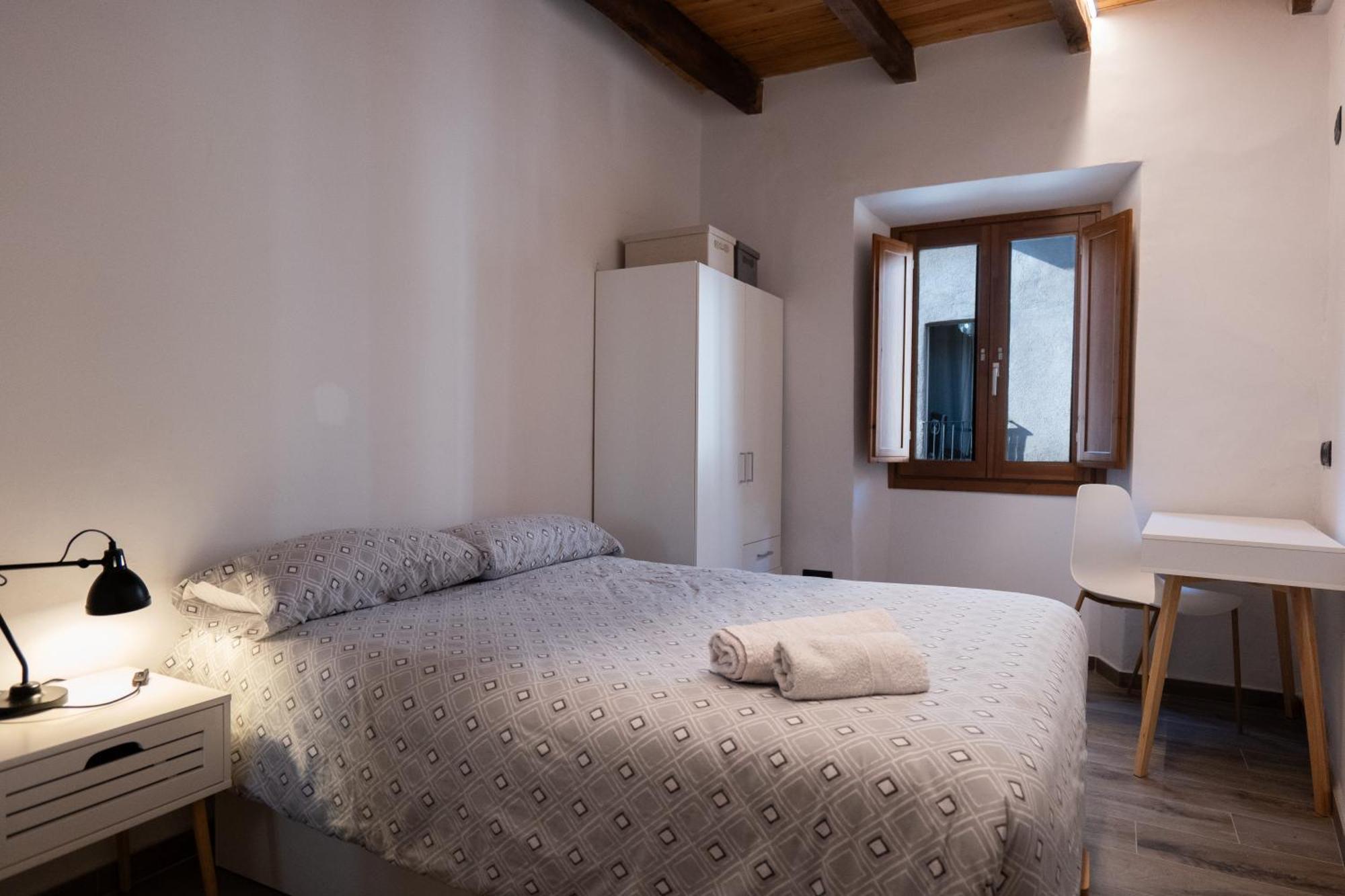 Niu De Queralt Apartment Vic Luaran gambar