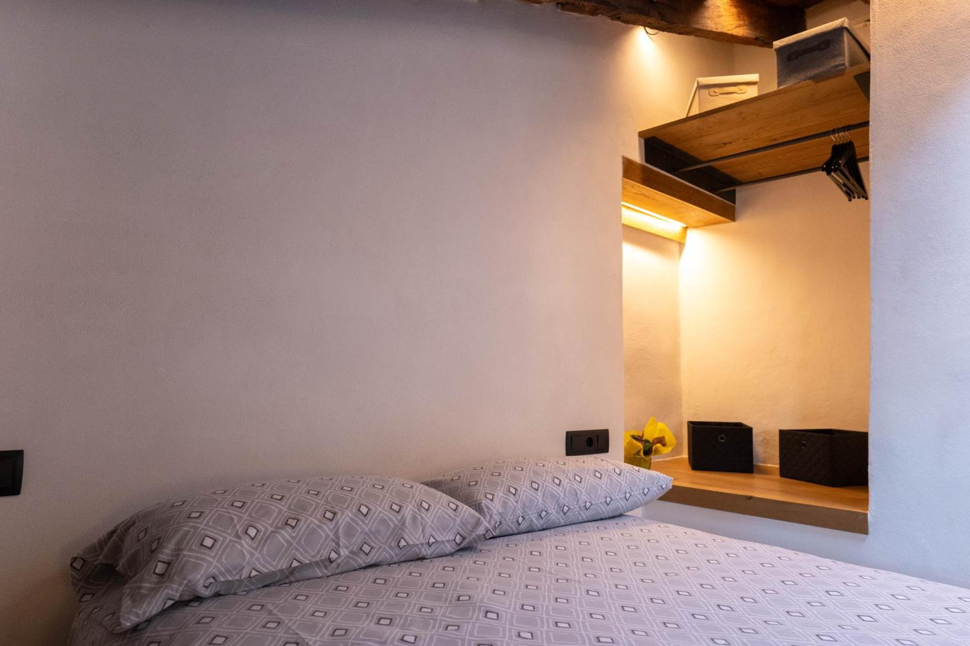 Niu De Queralt Apartment Vic Luaran gambar